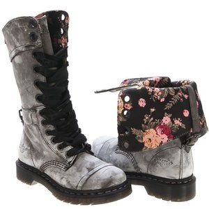 NEW !!  DR MARTENS TRIUMPH 1914 BOOT